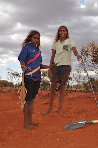 p2642 MTM MacYouth Waltja girls camp 400