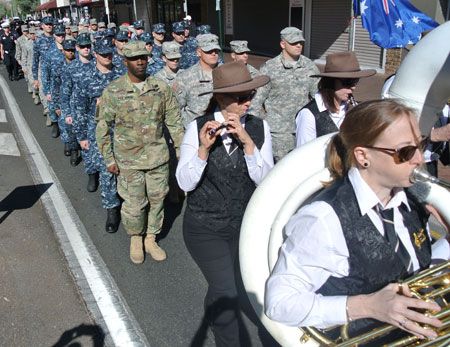 p2325-Anzac-march-7