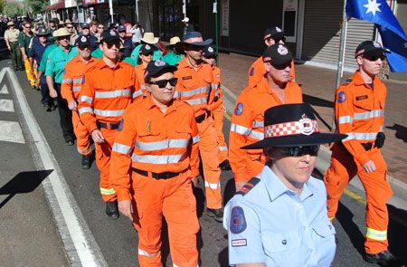 p2325-Anzac-march-19