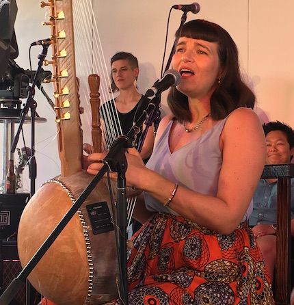 p2568 She sings Matthews