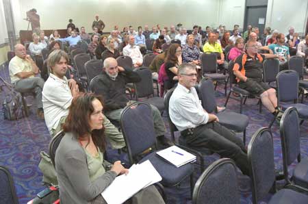 p2144-NAD-crowd