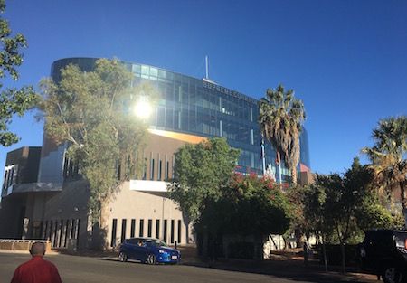 p2434 Sup Crt exterior 450