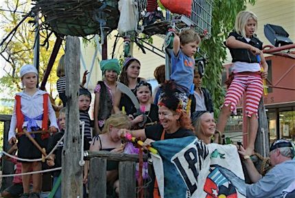 p2463 Festival pirates 430