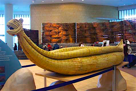 p2405 Nat Mus American Indian interior 450