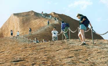 p2207-Rock-climb-1