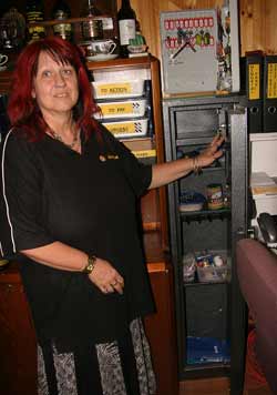 p2011-Transport-Hall-safe-3