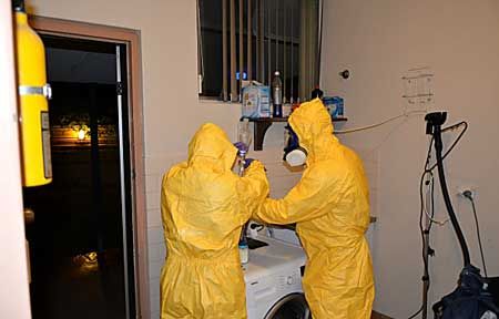 p2165-Drug-Lab-Alice