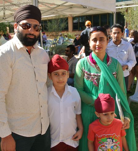 p2307-Indian-family-1