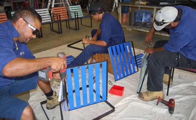 p2304-Anerle-Aneme-chairs-a