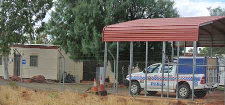 p2132-Arlparra-police