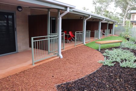 2523 Palliative Care balcony & garden OK