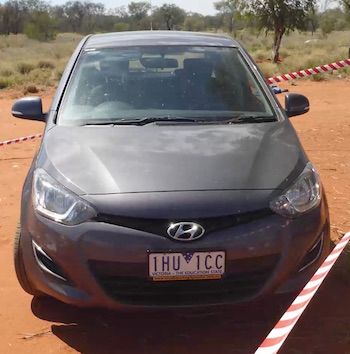 2378-stabbing-car-1-ok