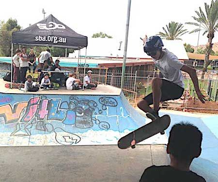 p2124-skateboarding-4