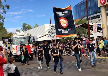 2443 ETU marchers 2 OK