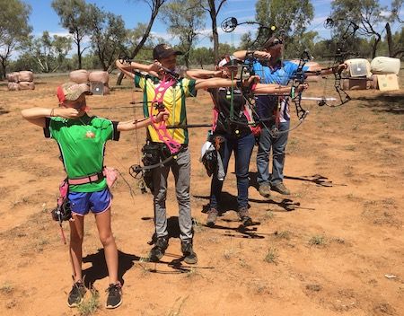 2524 bow hunting family