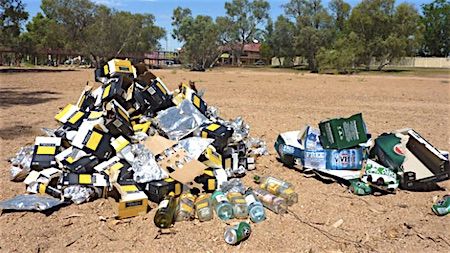 p2510 Grog in river PAAC 450