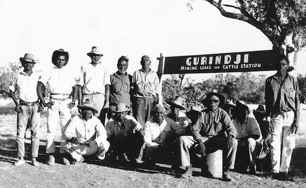 p2369-gurindji-men