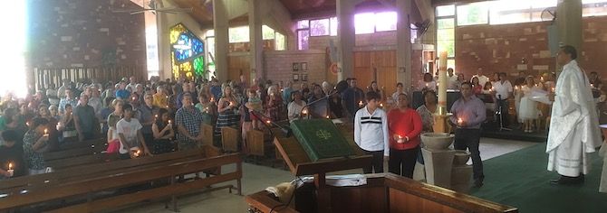 p2425 Easter Catholic mass OK