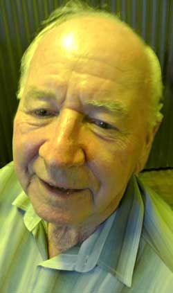 p2154-Terr-Dinner-Terry