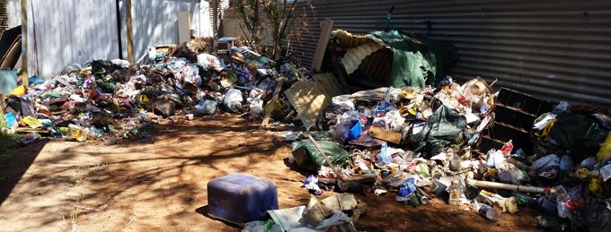 p2291-rubbish-in-house-1