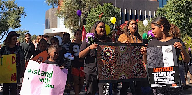 p2460 Women's march 1 660