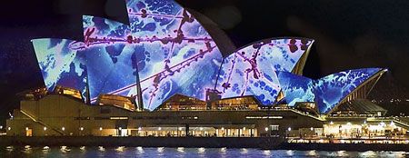 p2327-light-show-1