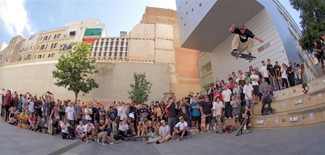 p2430 MACBA skating