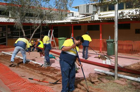 p2309-Ingkerreke-builders