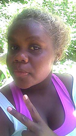 p2239-Melanie-Giles