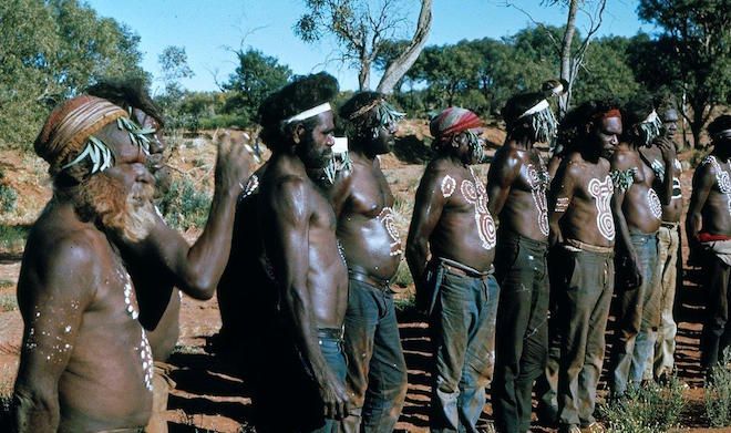 p2453 Papunya Parlette group 660