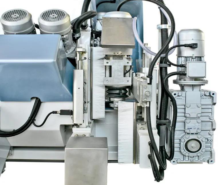 Sasso Seven multi purpose spindle