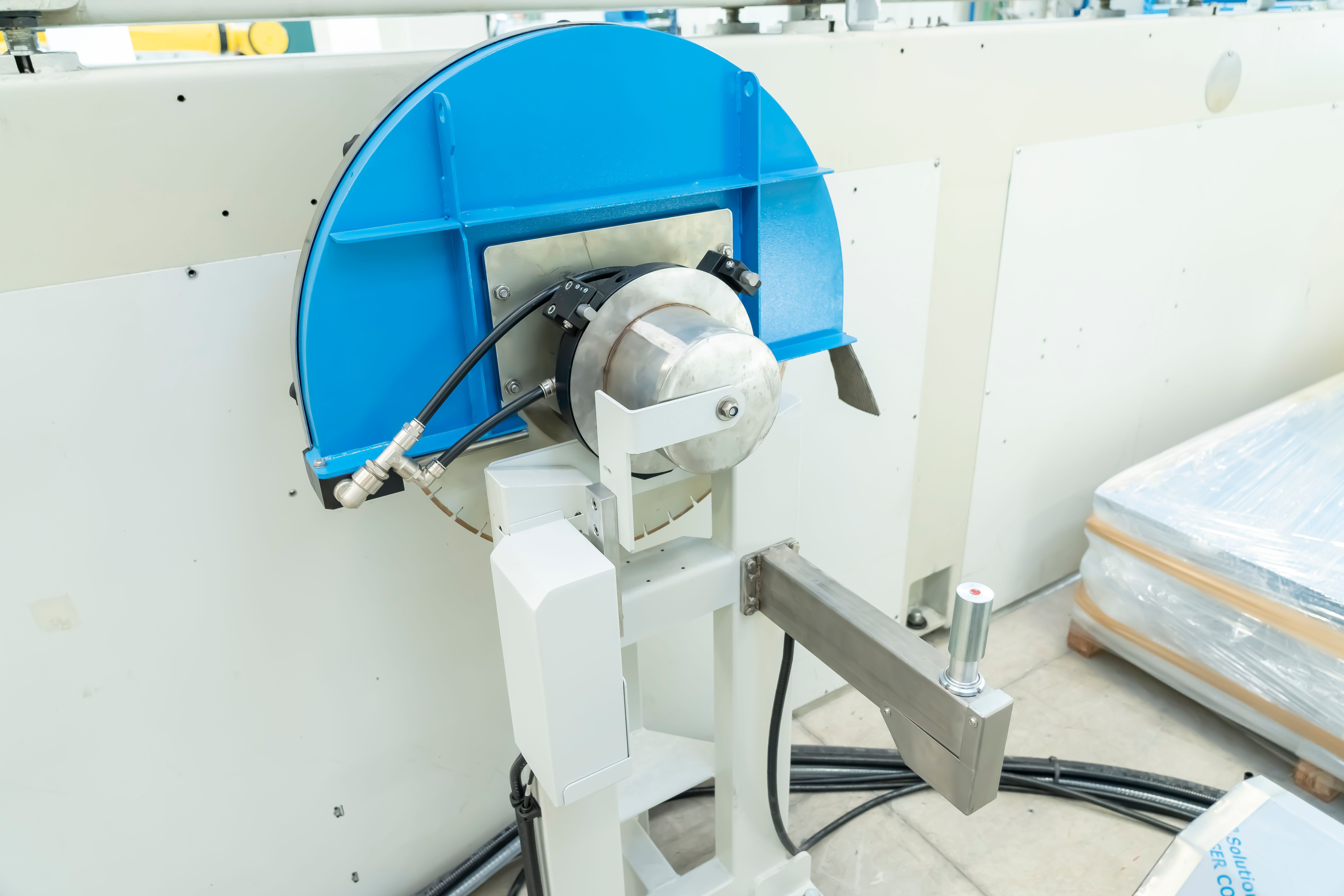 Automatic blade changing 