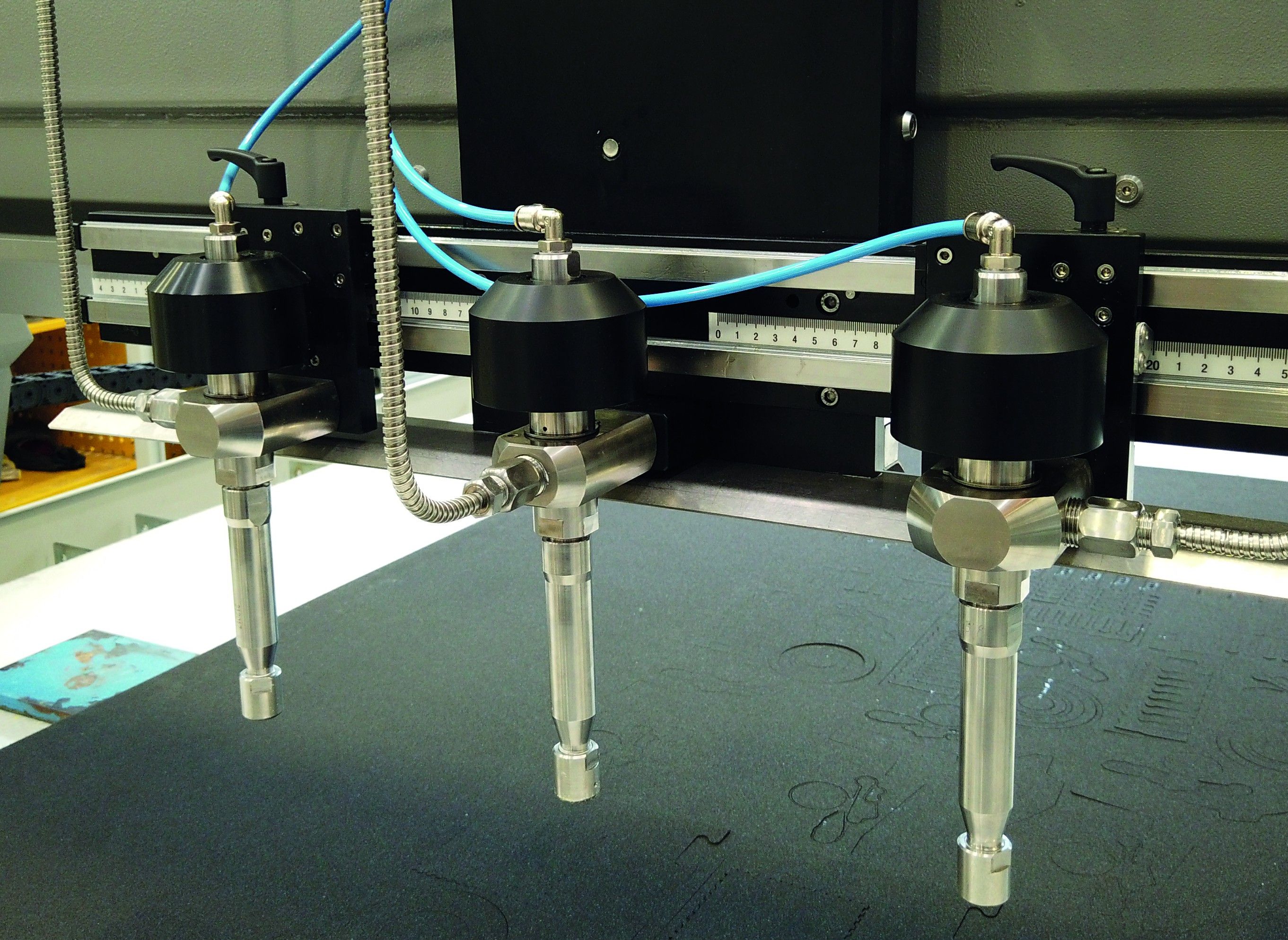 Cms waterjet multiheads 