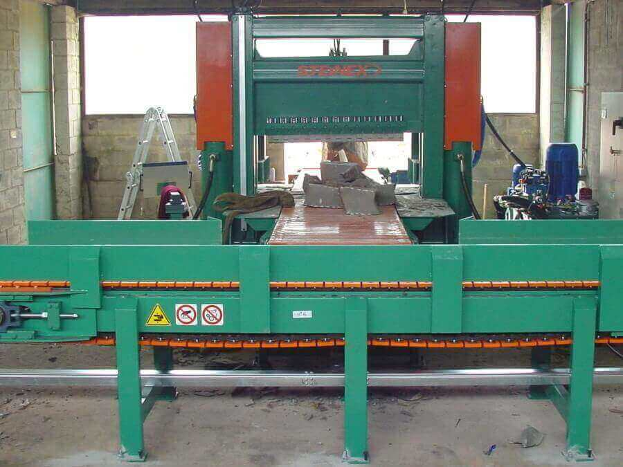 Steinex Broadway 1280x400 installation, granite, France
