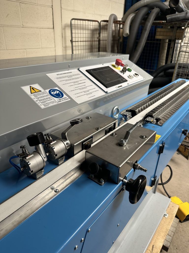 The ATLANTIC K700 Synchro Butyl Extruder