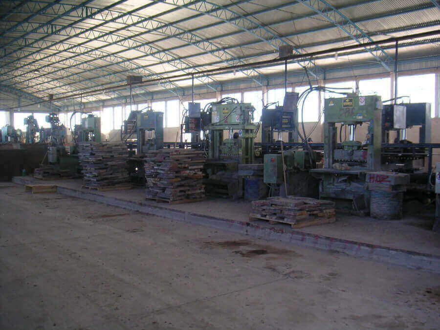 Steinex Broadway 800x280 installation, Patagonian porphyry, Argentina