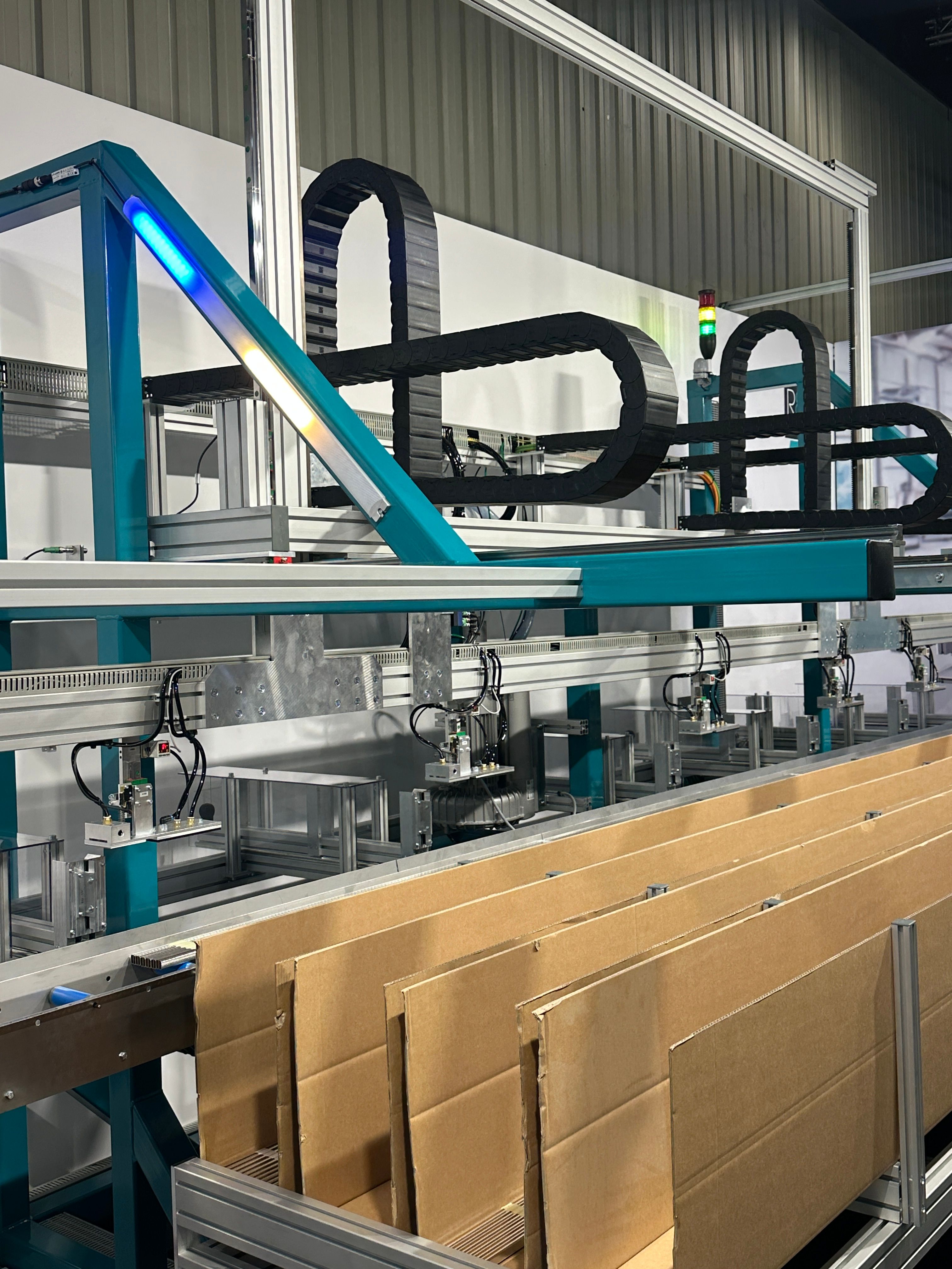 R&R bespoke packaging machine