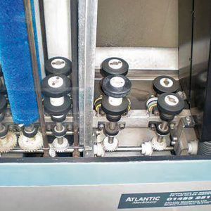 Compact Vertical Glass Washer