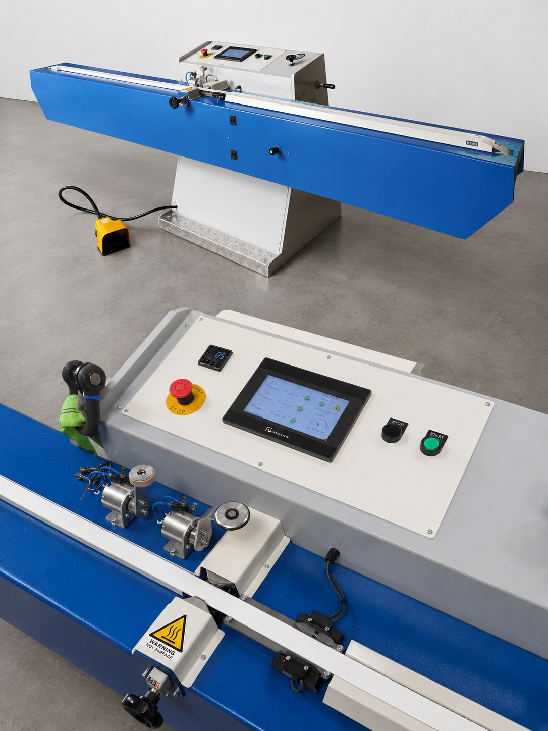 Atlantic BK 700 LX Butyl Extruder for applying hot butyl sealant to insulated glass spacer bars.