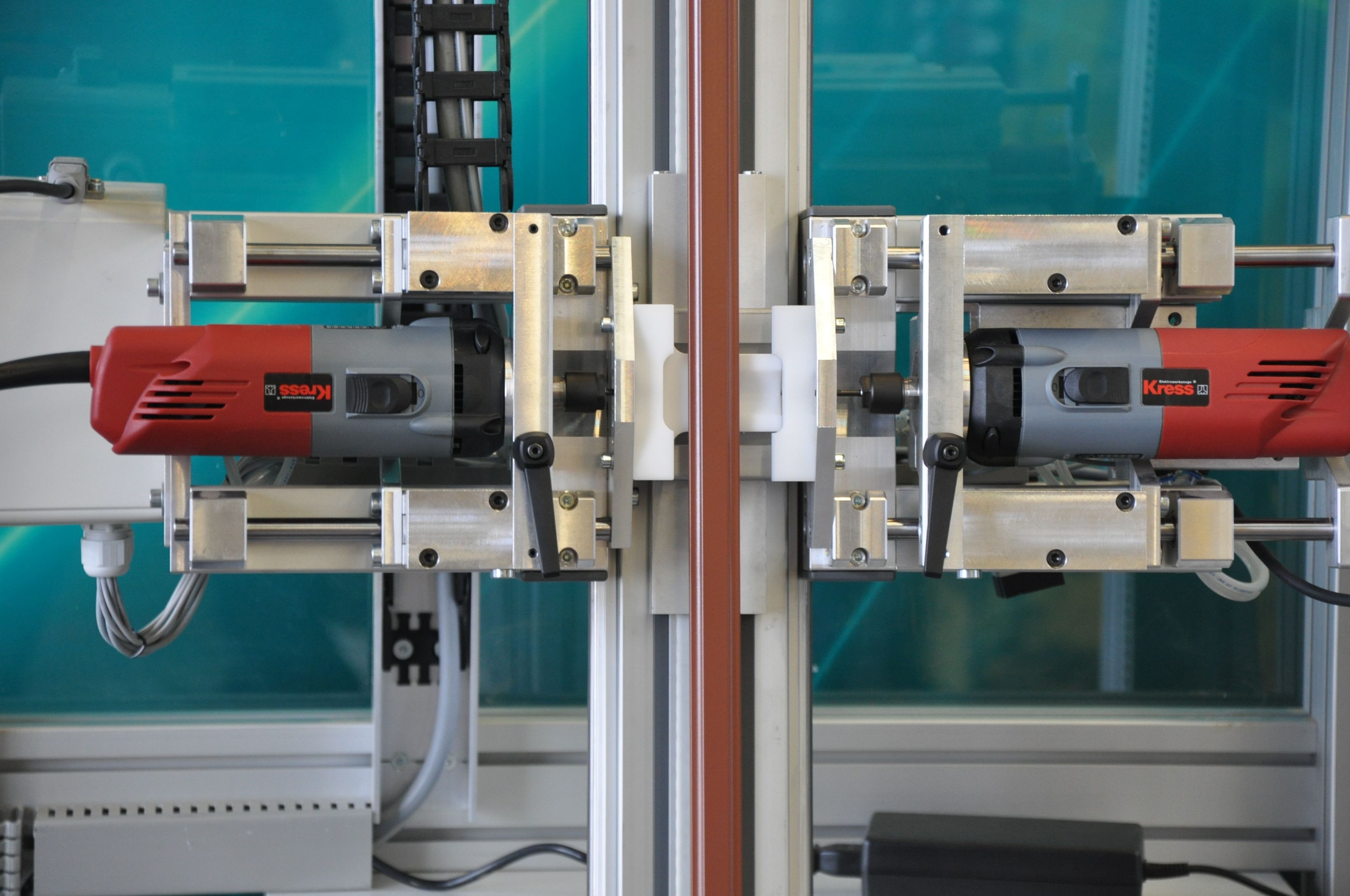 R&R DB-VE fully automatic double drilling device