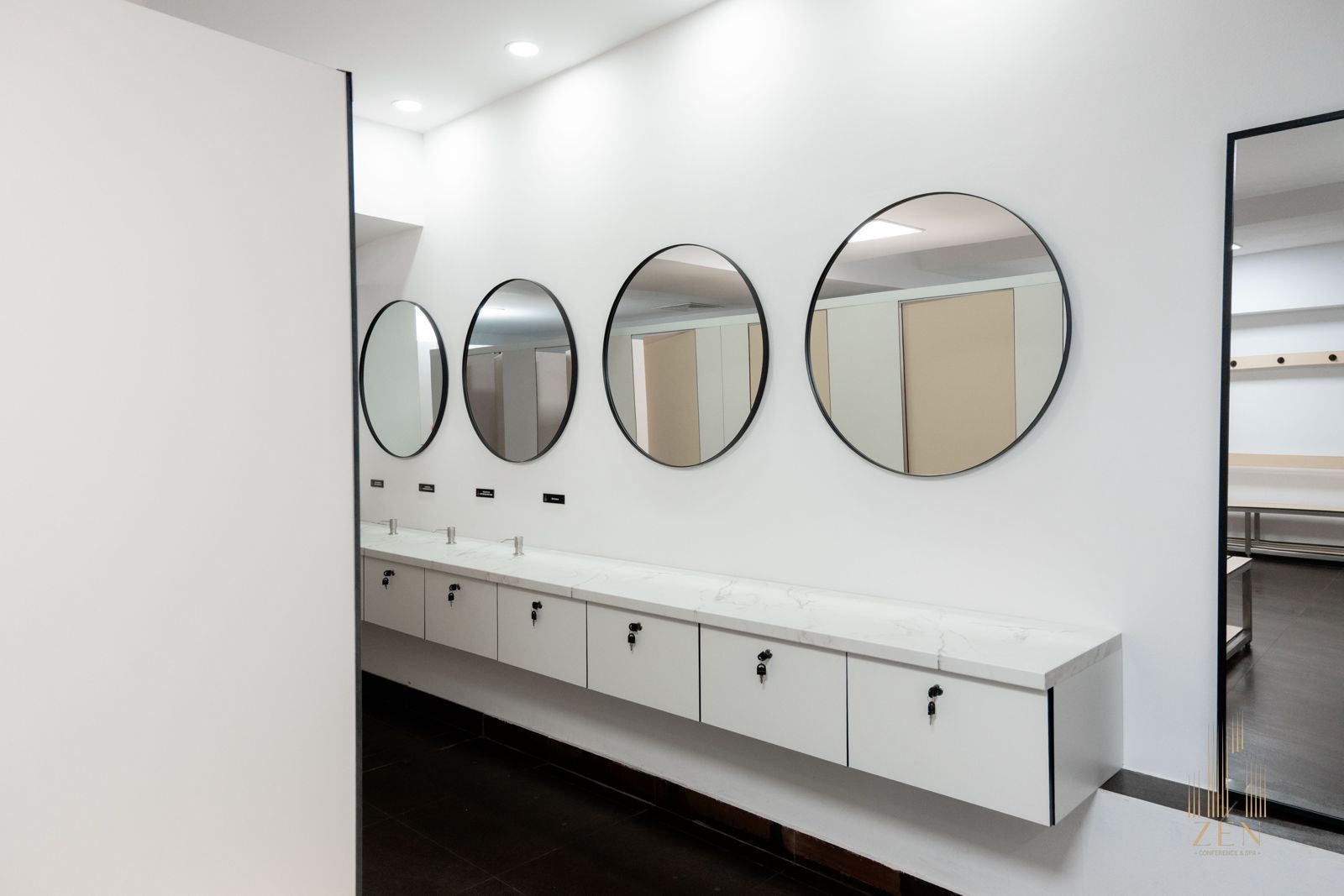 Zen Hotel & Spa