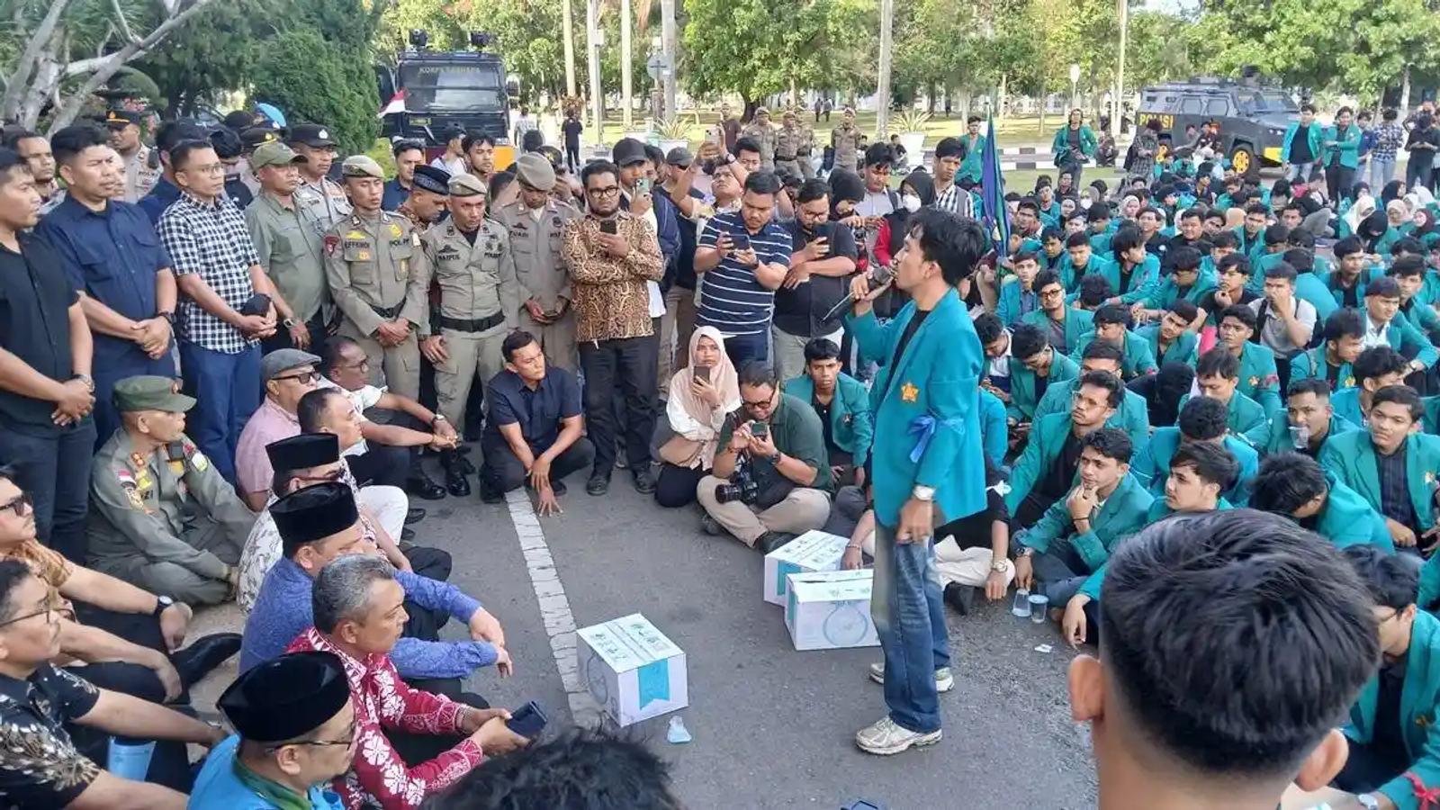 Mahasiswa USK Tuntut Keterbukaan Rehab-Rekon Aceh, Siapa Harus Membuka Anggaran Rp25,65 Triliun?