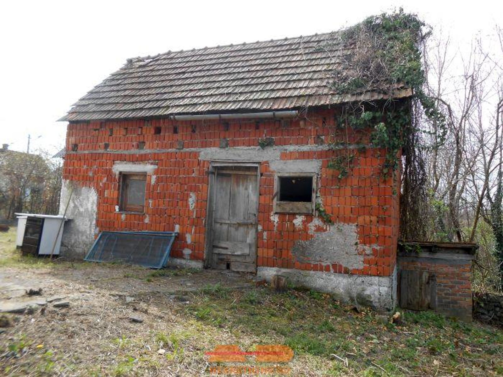 Kuća, pomoćni objekt, dvorište, Batinjani! — fotografija 8
