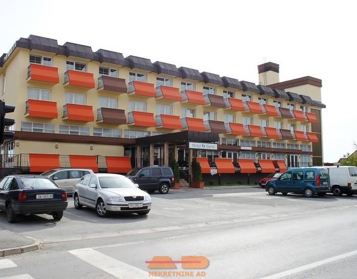 Novouređeni i uhodani hotel u centru Garešnice!