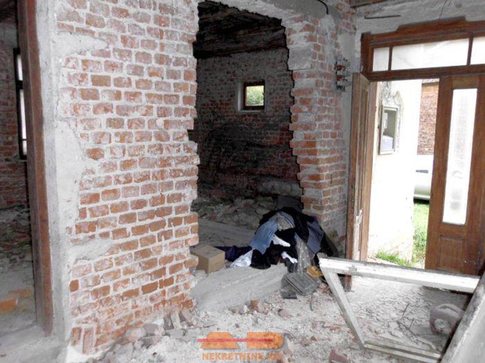 Kuća za adaptaciju u Siraču! — fotografija 12