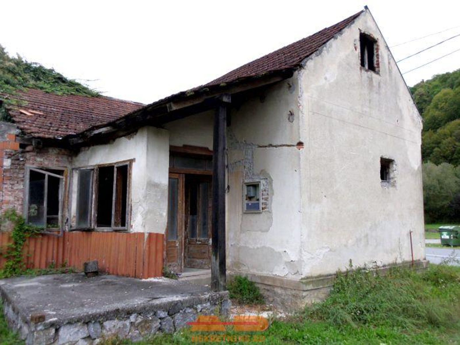 Kuća za adaptaciju u Siraču! — fotografija 4