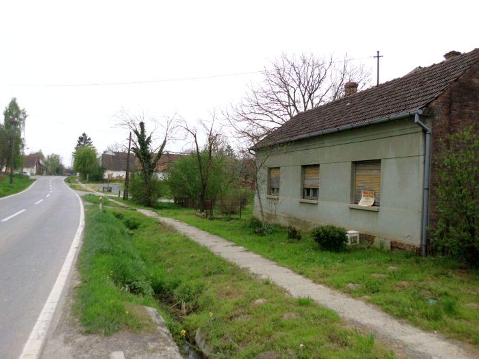 Starija kuća sa objektima, gradilište, V. Zdenci — fotografija 3