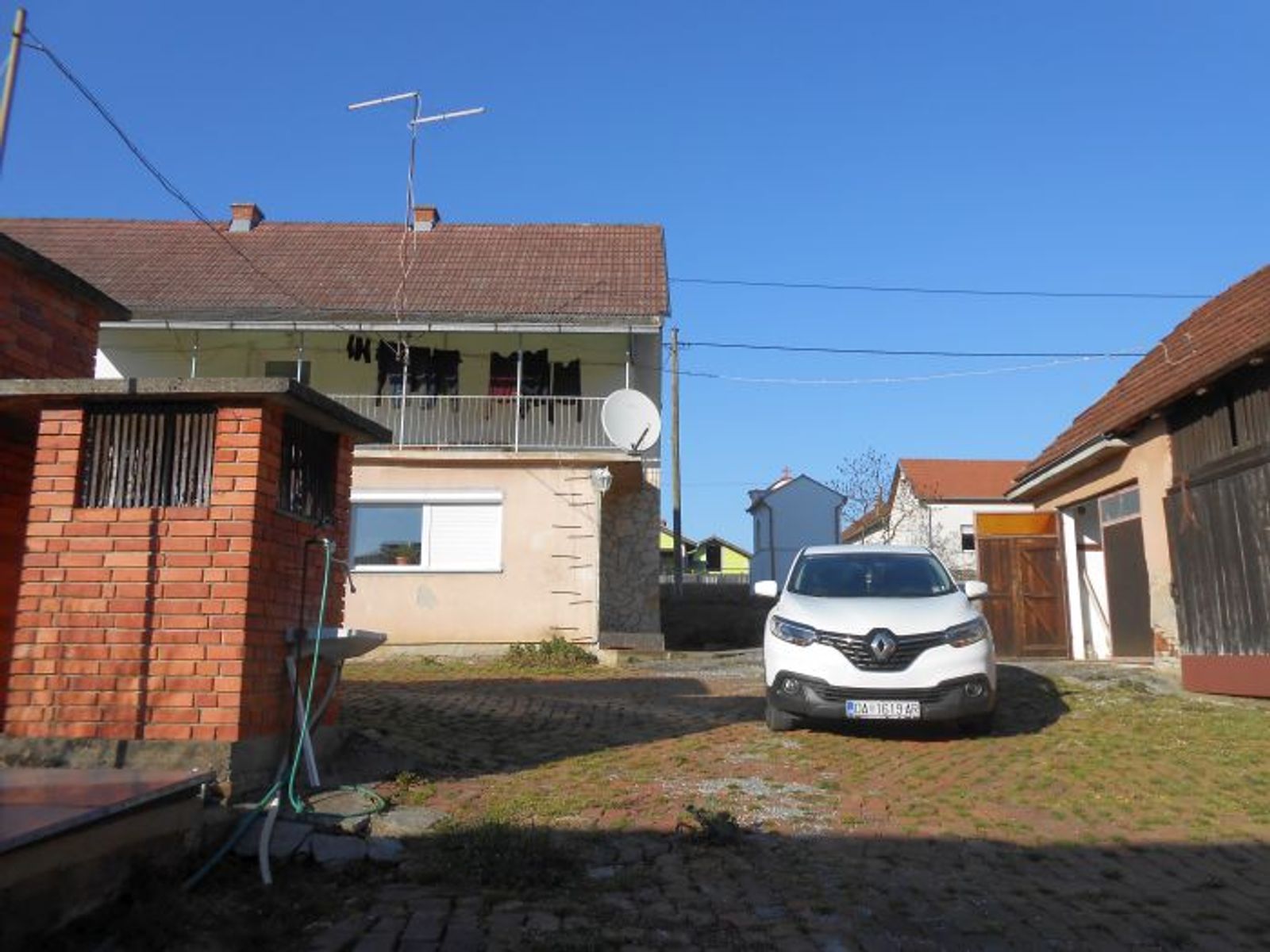 Kuća, objekti, dvor, garaža, centralno! — fotografija 10
