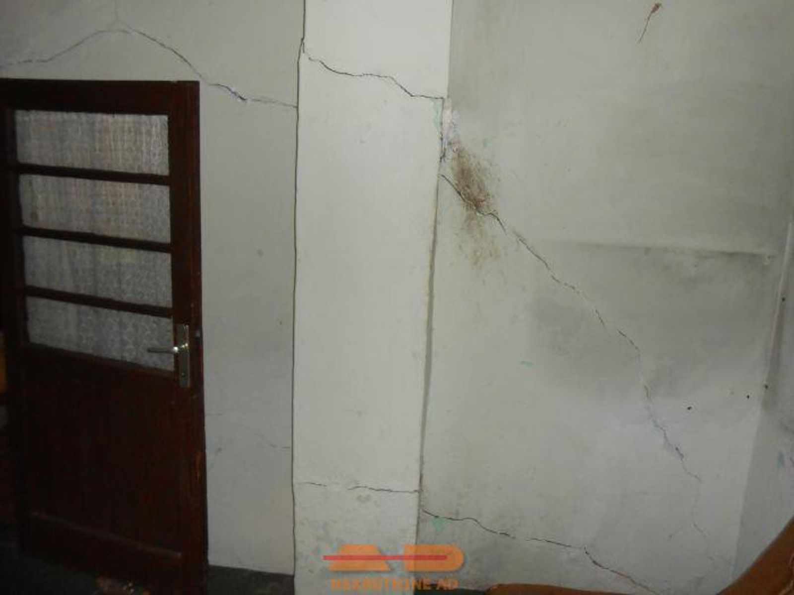 Kuća za renovaciju, parcela 8212 m2, Miljanovac! — fotografija 16