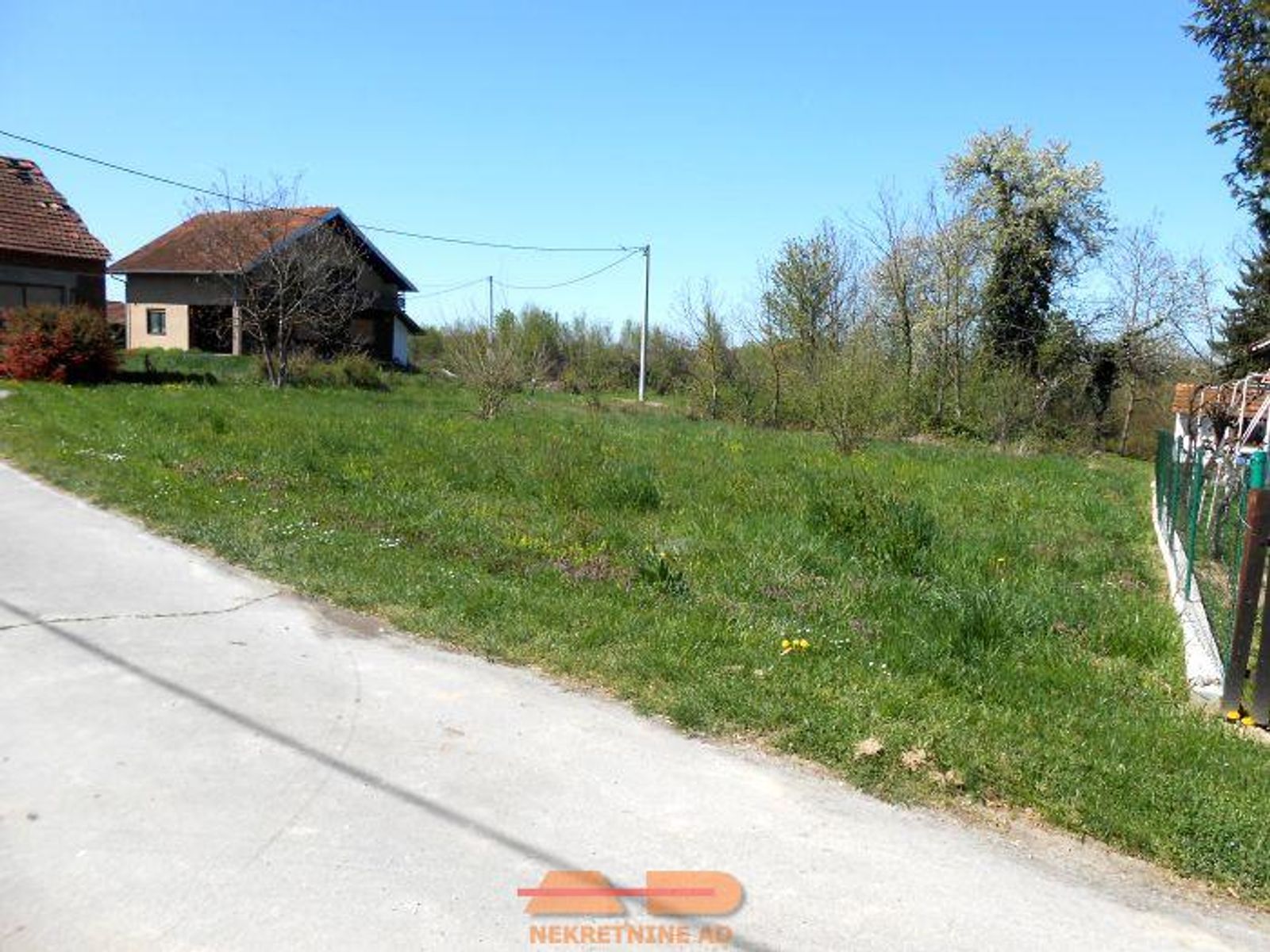 Građevinsko zemljište u Velikom Grđevcu! — fotografija 1